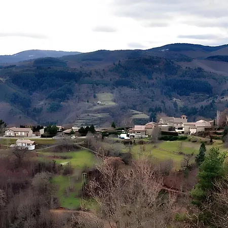 Les Combes Claires 3*