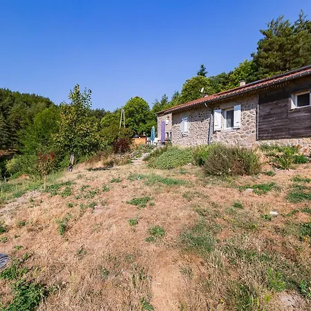 Les Combes Claires 3*